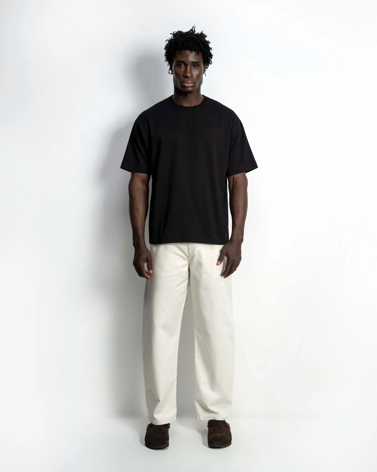 Relaxed Model 4 #Black