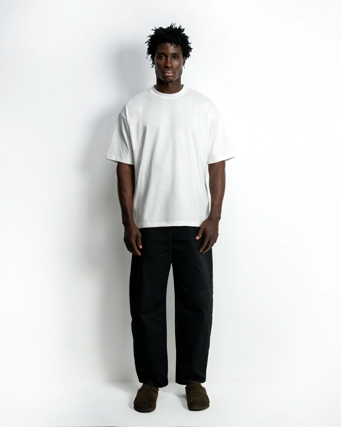 Relaxed Model 4 #White