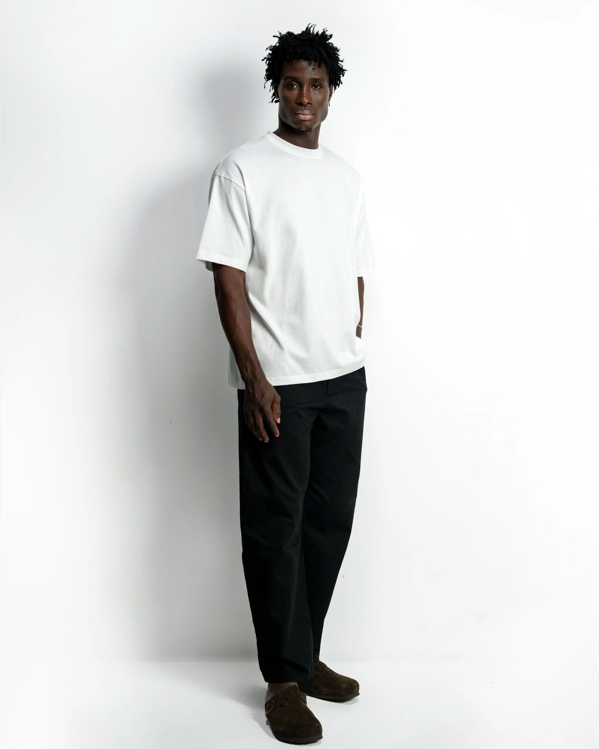 Relaxed Model 2 #White